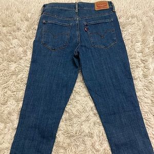 Levi’s Shaping Skinny Jeans